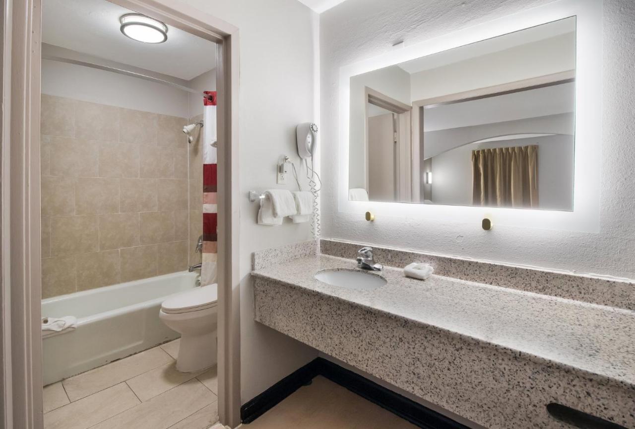 Red Roof Inn & Suites Jackson, Tn Luaran gambar