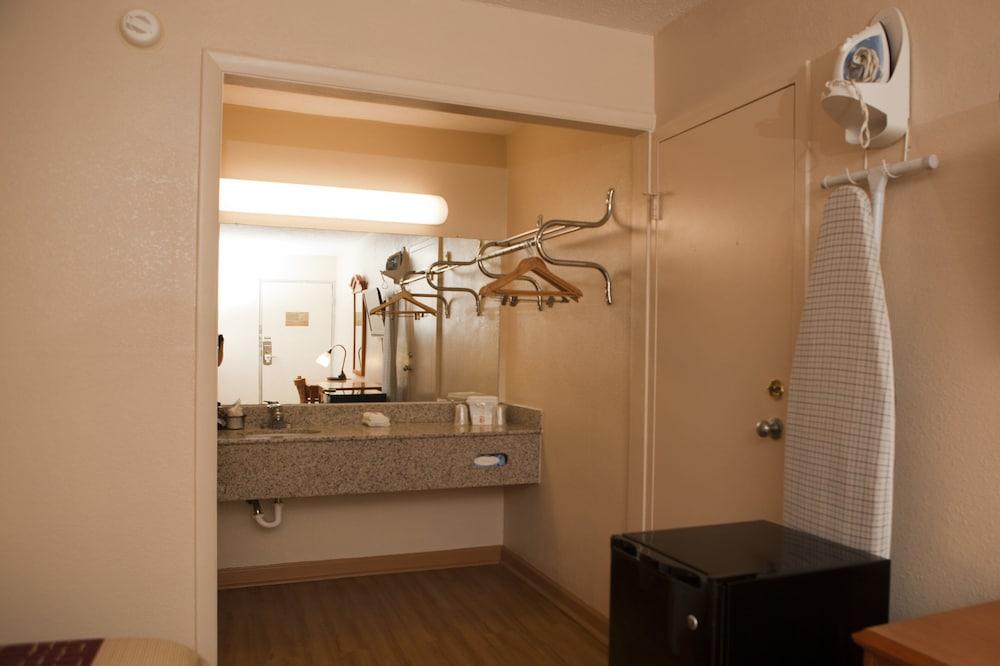Red Roof Inn & Suites Jackson, Tn Luaran gambar